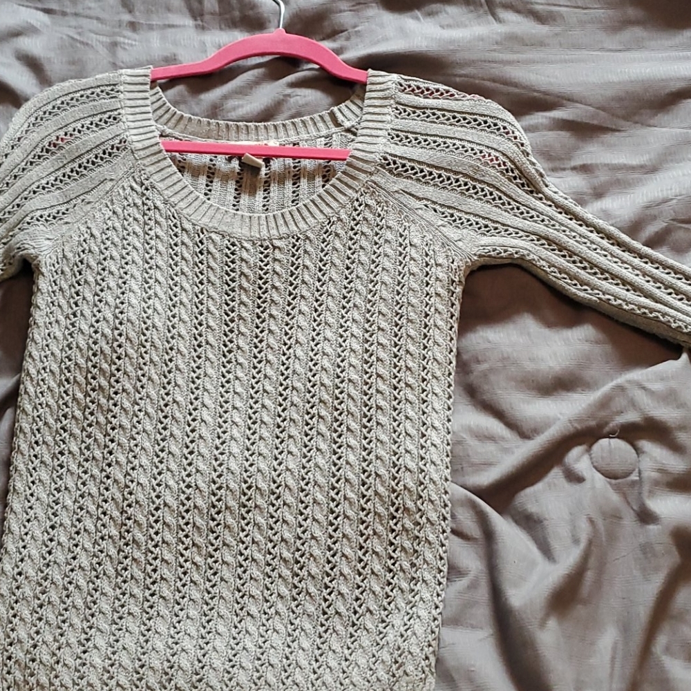 Gray sweater